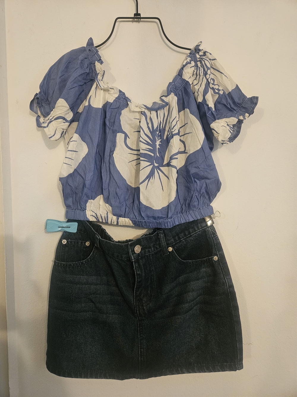Blue & White Floral Off-Shoulder Crop Top